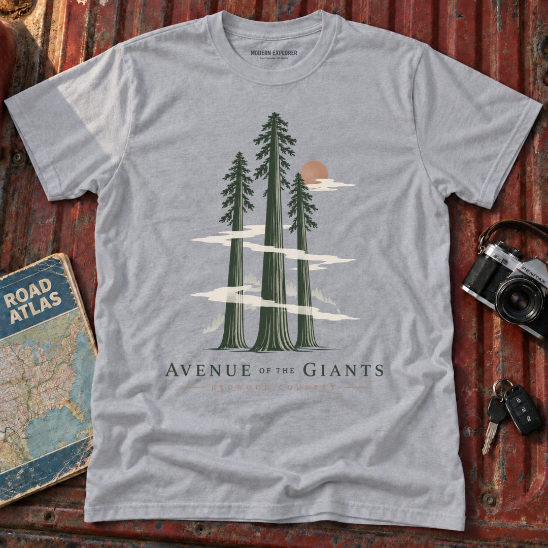 'Avenue of the Giants' Redwoods Graphic Tee